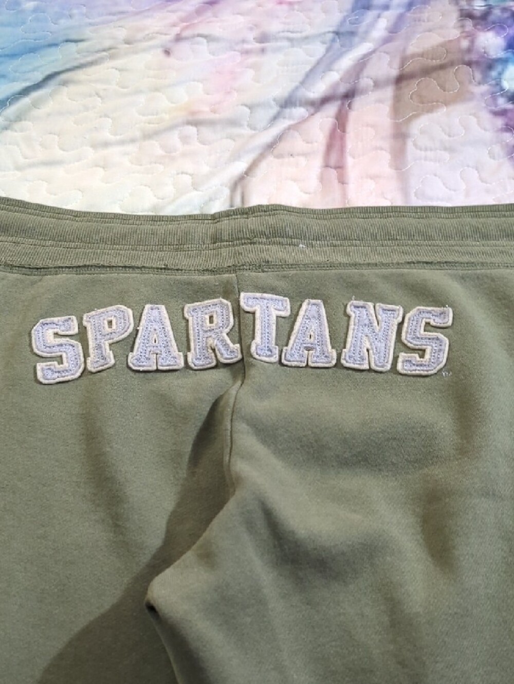 Campus Crew Michigan State Olive Green Jogger Sweatpants – Women’s Large - Picture 14 of 16